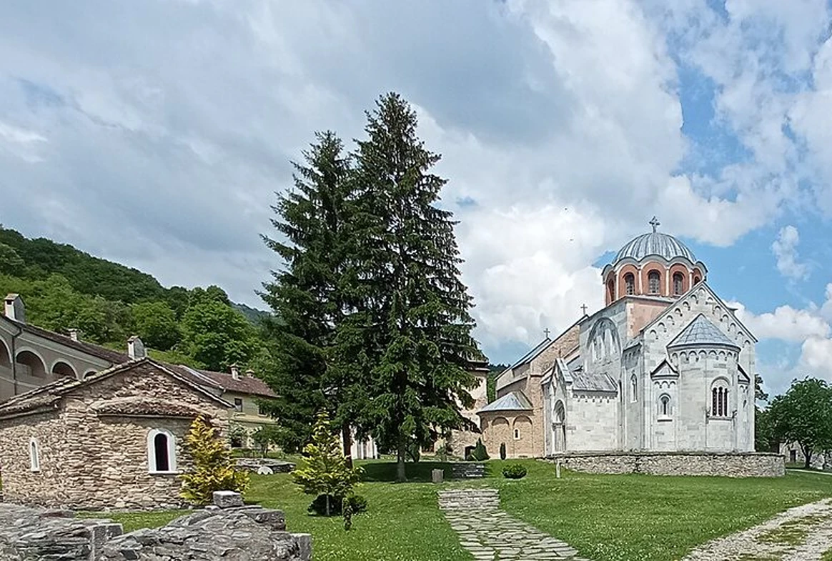 Kakva je bila ishrana monaha u manastiru Studenica u srednjem veku?
