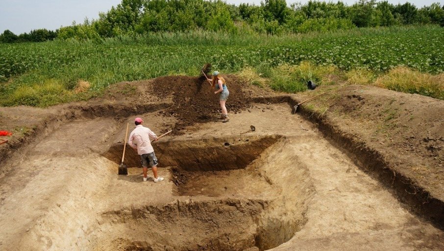 Nova otkrića na nekropoli iz ranog bronzanog doba u Mokrinu