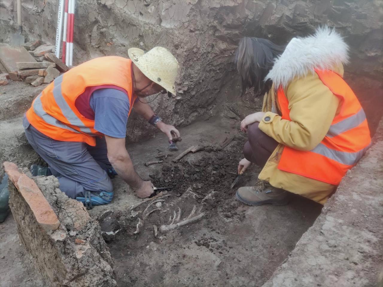 Arheolozi su pronašli grobnice iz 4. i 5. veka u naselju Jagodin mala u Nišu