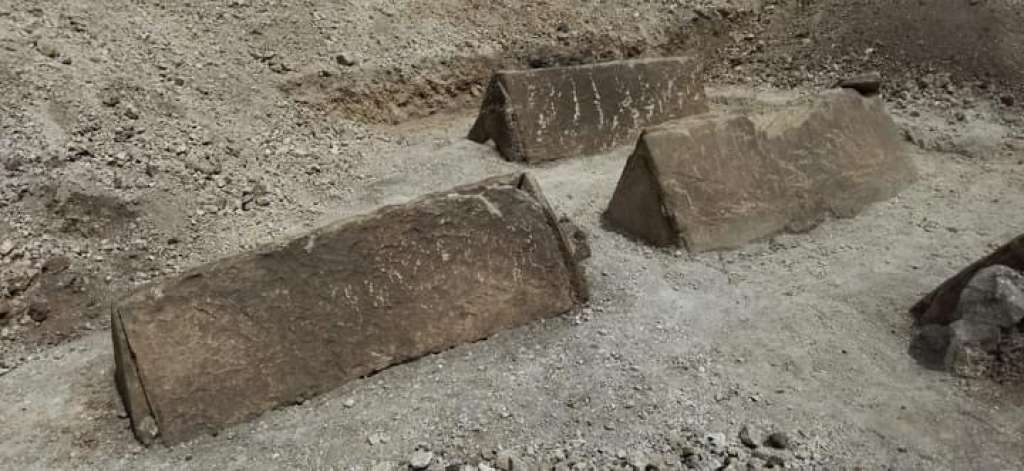 Prilikom pripremnih radova na saobraćajnici u Tomislavgradu pronađeno srednjovekovno kameno groblje