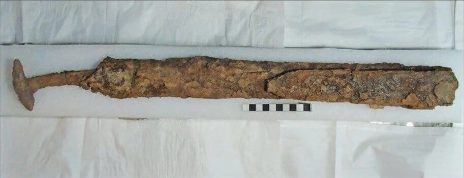 Arheolozi su u Solunu pronašli sahranu gotskog ratnika sa oružjem u ranohrišćanskoj bazilici