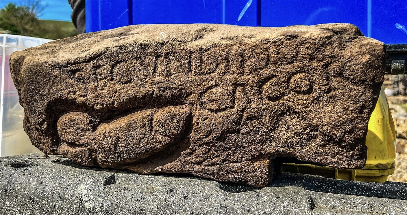 Zanimljivo otkriće uklesane uvrede na kamenu u rimskoj tvrđavi Vindolanda kod Hadrijanovog zida