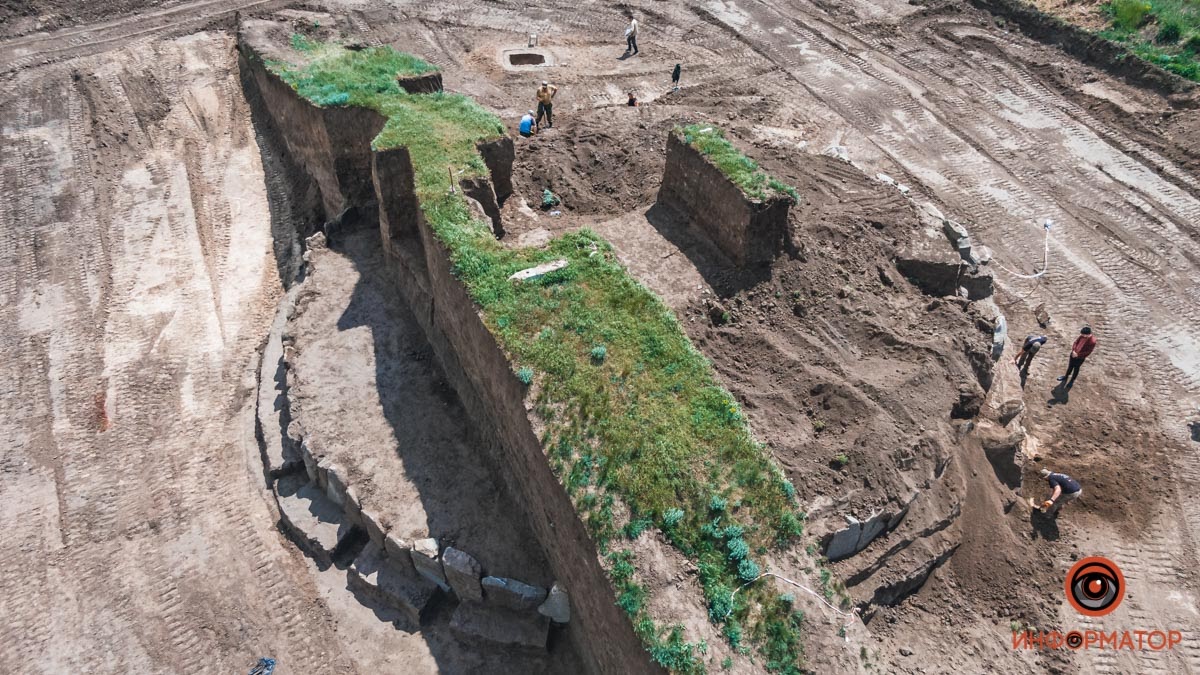 Arheolozi su otkrili “Ukrajinski Stounhendž” star 5.500 godina ispod humke