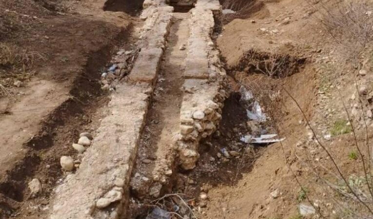 Rimski vodovod u Nišu zapušten i zatrpan smećem