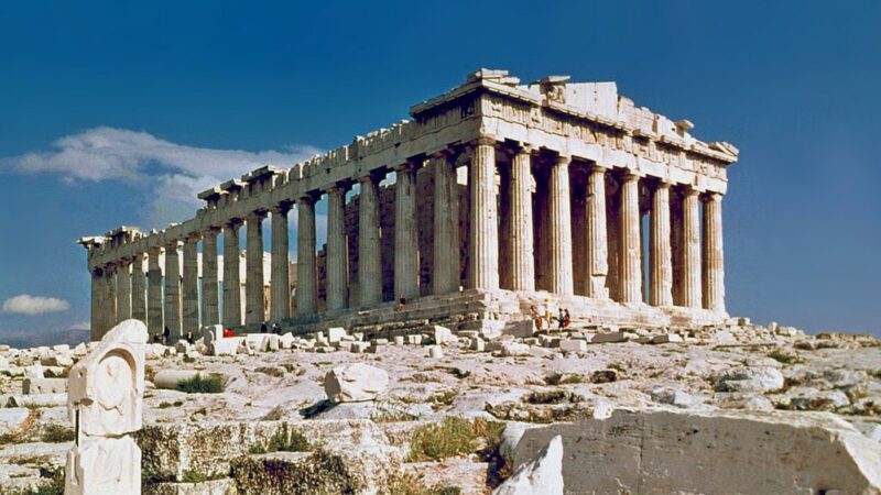 Vatikan vraća delove Partenona Grčkoj