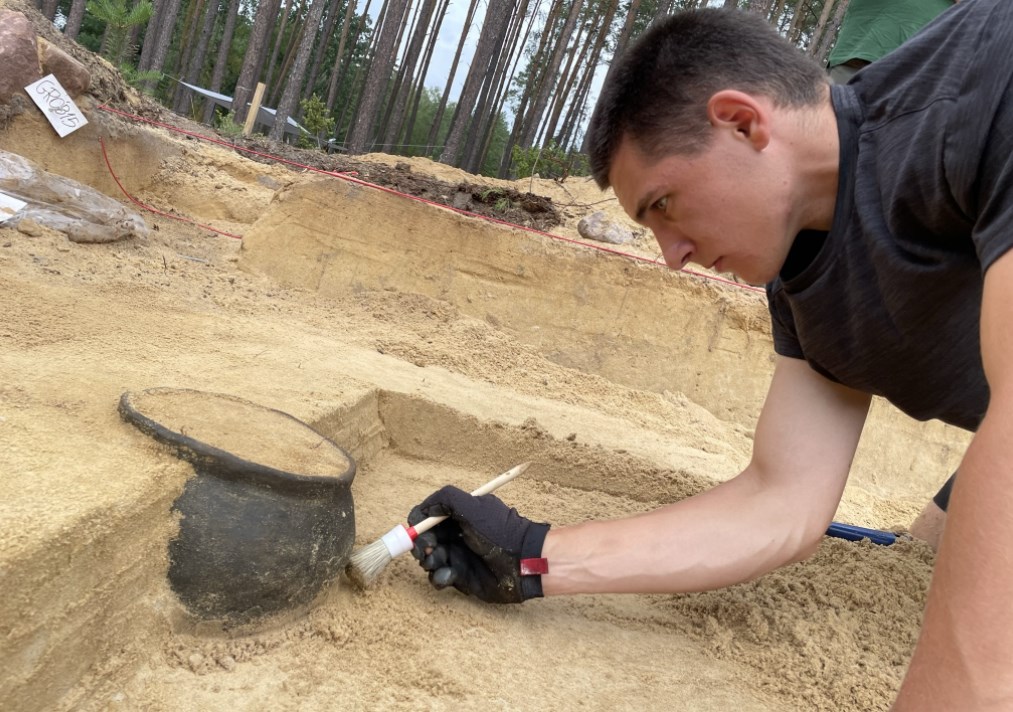 Arheolozi pronašli nekropolu Gota sa bogatim nalazima