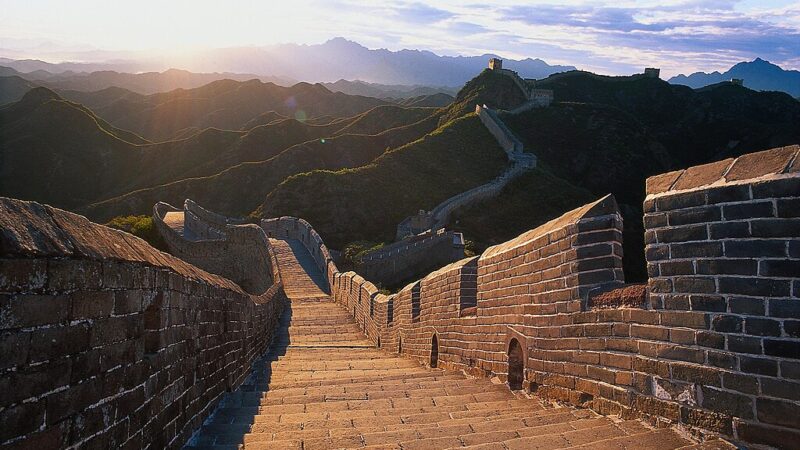 Arheolozi pronašli kamene granate duž Velikog kineskog zida iz dinastije Ming