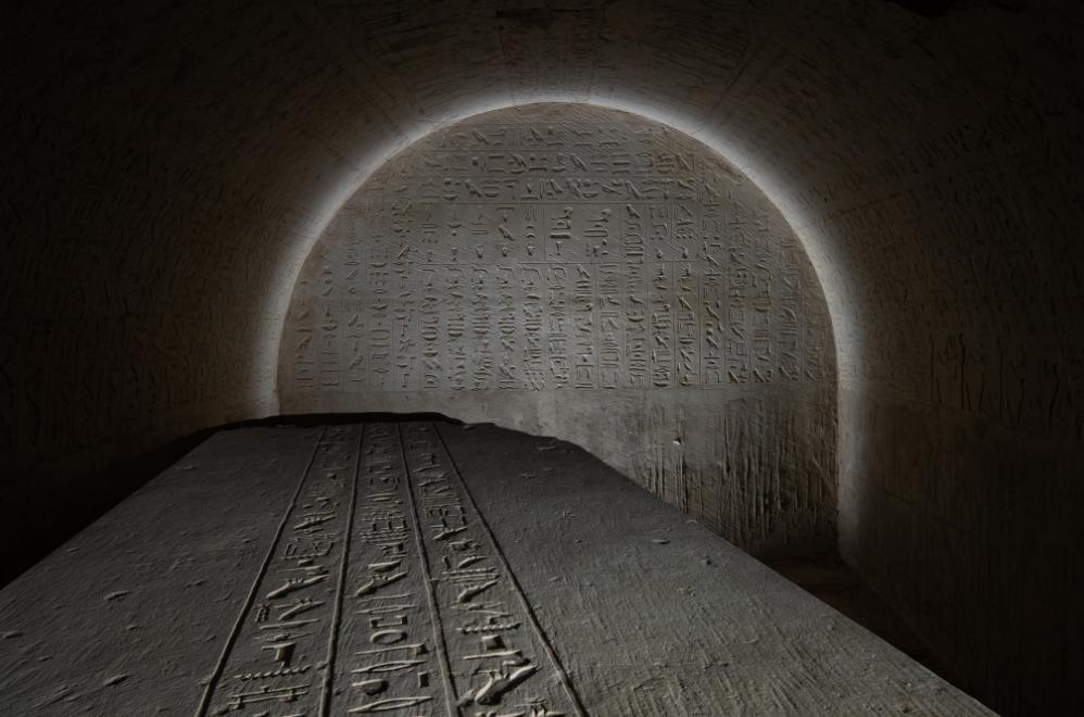 U Egiptu je pronađena bogato dekorisana grobnica sa činima protiv ujeda otrovnih zmija