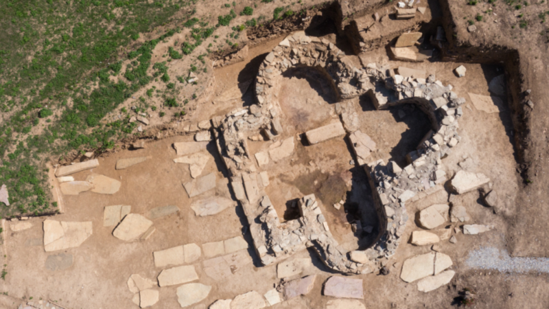 Arheolozi su otkrili kameni nadgrobni spomenik iz 14. veka od izuzetnog značaja