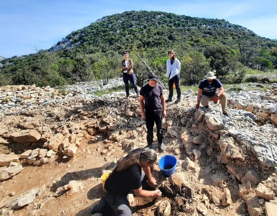 Nova otkrića u Zakotorcu – pronađeni grobovi pokojnika sa izvanrednim nalazima
