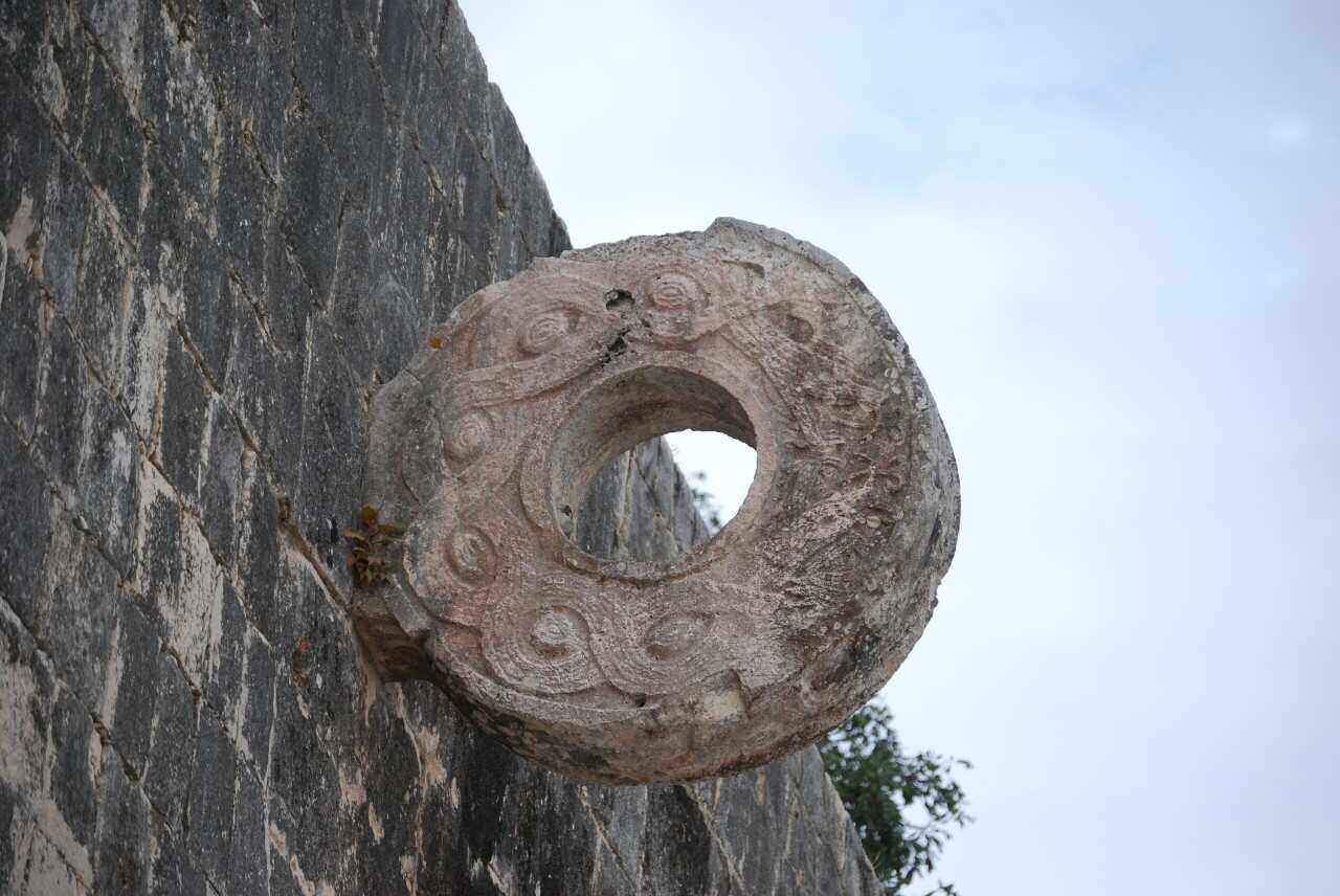 Tajne drevnih Maja: ritualne ponude ispod terena za igru loptom