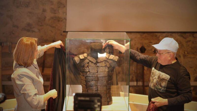 Predstavljen srednjovekovni oklop pronađen u Golubačkoj tvrđavi