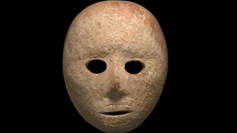 Retka kamena maska po prvi put otkrivena za javnost
