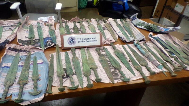 Carinici zaplenili mačeve i strele stare gotovo 4.000 godina