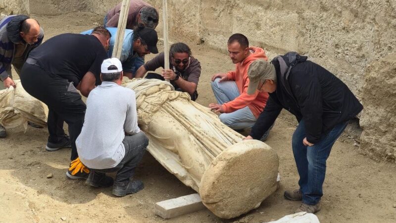 Spektakularno otkriće arheloga – statua Atina sa oklopom Meduze