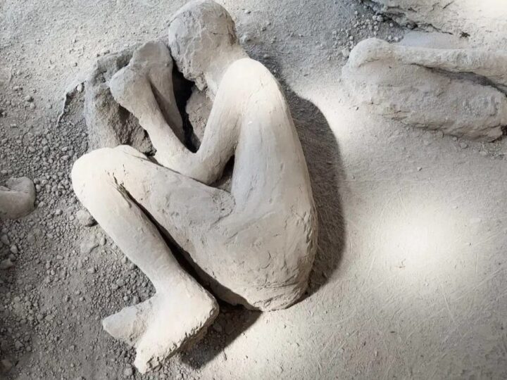 Lekarski pribor pronađen uz žrtvu erupcije Vezuva u Pompeji
