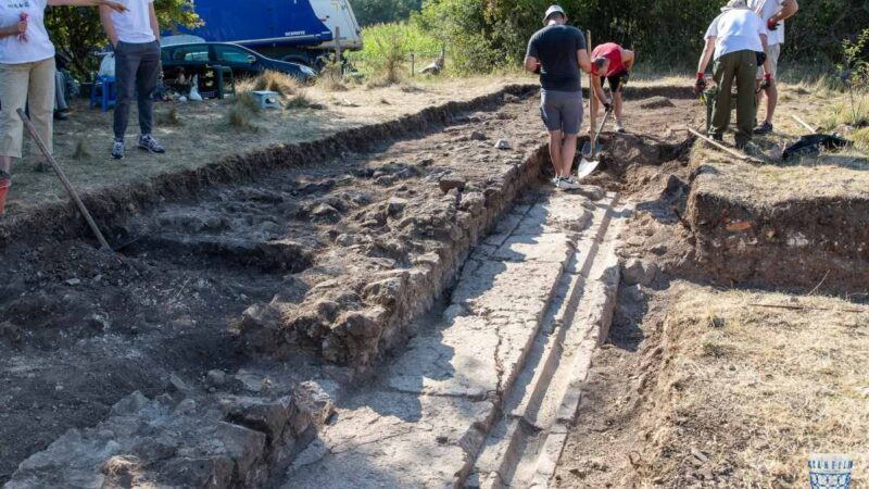 Nova arheološka istraživanja u Kominima. Arheolozi istražuju jedan od najznačajnijih rimskih gradova u Crnoj Gori